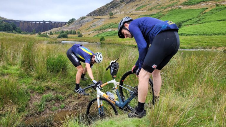 POST 7 — Tyres Explained: Pressure, Tread, and Tubeless